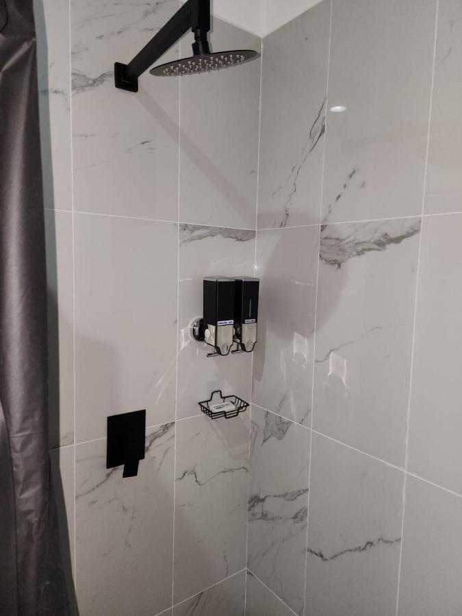 Astoria Gated Condos Канкун Екстериор снимка